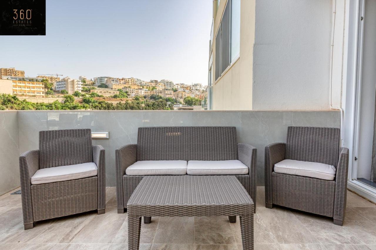 Apartment Beautiful, Spacious With Bbq & Private Terrace By 360 Estates Saint Julian's